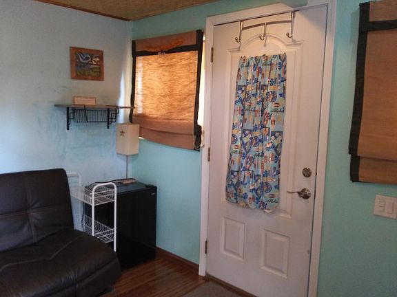 5th image of 281 Kaikea St Studio 1PERSON