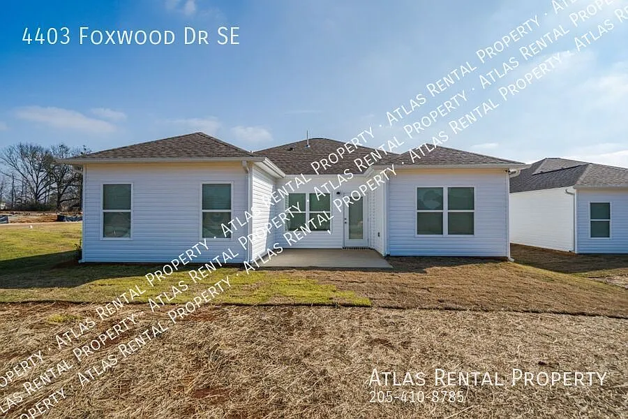 Building Photo - 4403 Foxwood Dr SE