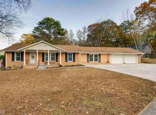 2947 Delcourt Dr, Decatur, GA 30033