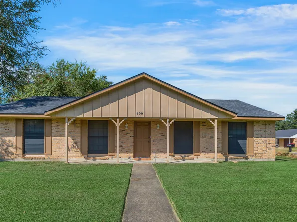 100 Strasbourg Dr, Lafayette, LA 70506