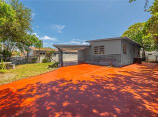 1777 N 17th Ct, Hollywood, FL 33020