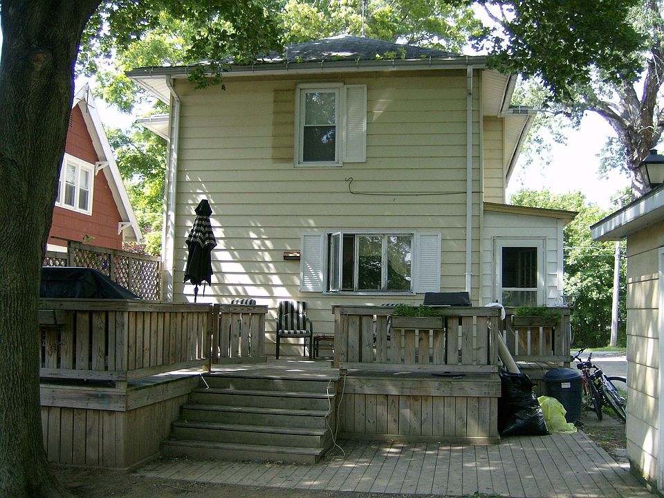 2nd image of 18 Harmon Ave