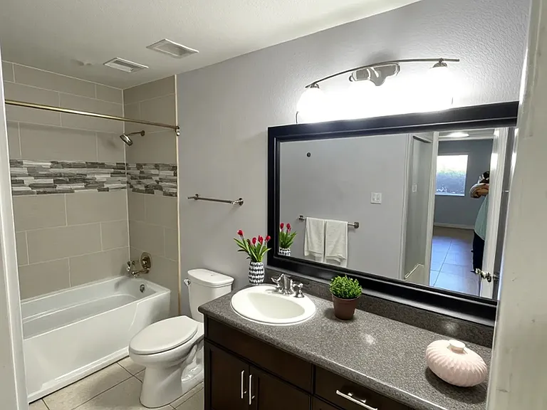 2 W Northern Ave #5 — Photo 6