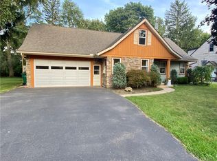 4315 Connection Dr, Williamsville, NY 14221