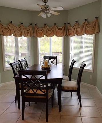 5th image of 555 Winding River Ct