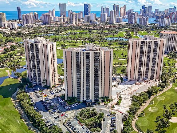 3rd image of 20301 W Country Club Dr APT 2428
