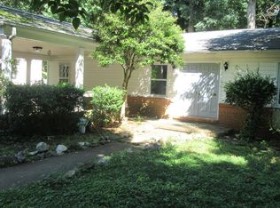 109 Elkhorn Rd, Charlottesville, VA 22903