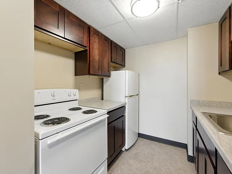 Colona House Senior Apartments - 62+ — Photo 10