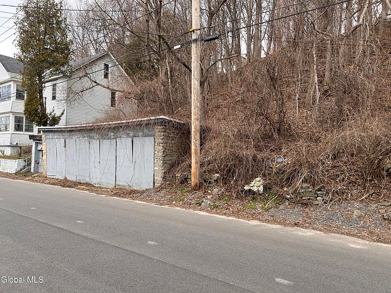 4th image of 158 Forbes Street
