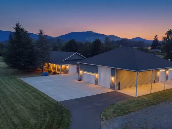 2850 Woodland Park Rd, Grants Pass, OR 97527