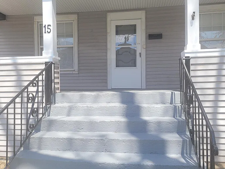 15 Mason St — Photo 2