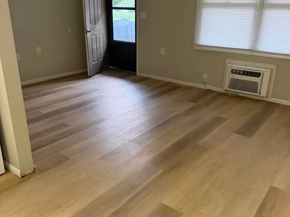 250 E Main St #1, Pennville, IN 47369