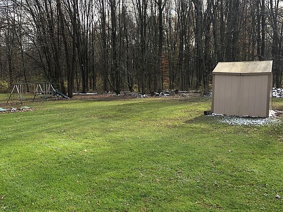 5th image of 5632 Breezewood Dr SE