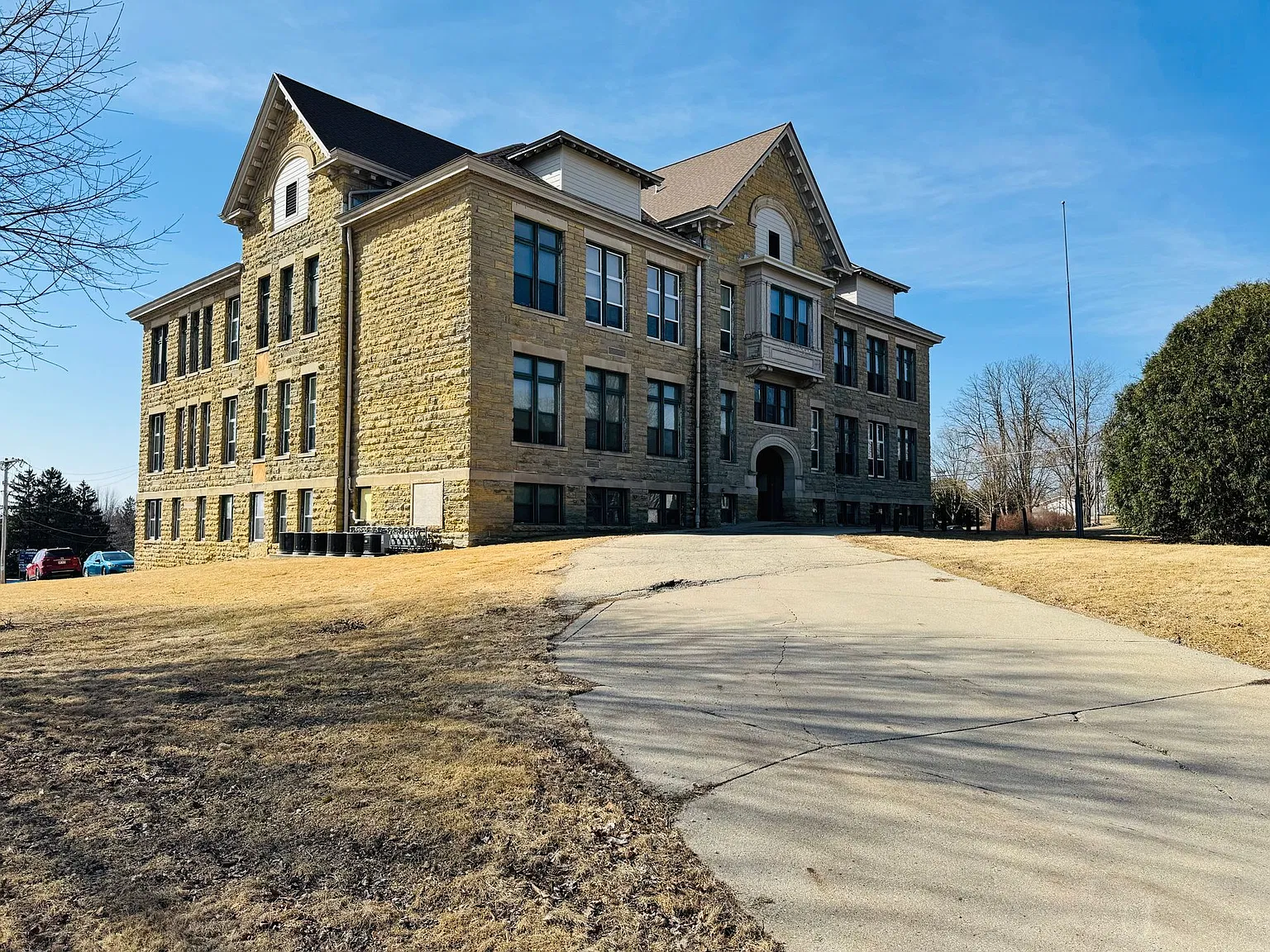 Mineral Point Schoolhouse LLC — Photo 1