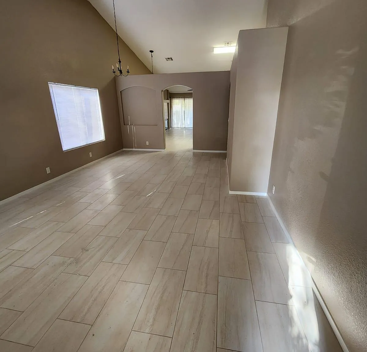 3 bed, 1584 sqft, $2,200 — Photo 4