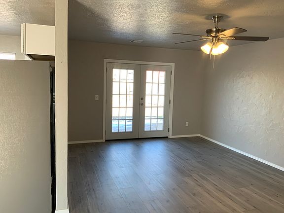 Living room view looking in from front entry.