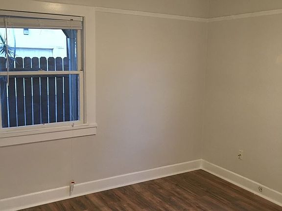 5th image of 4725 4th St #4725
