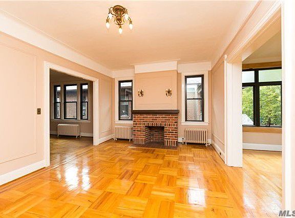 4th image of 3727 89th St