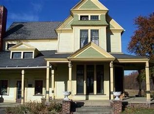 4655 Hayes Rd, Ravenna, OH 44266