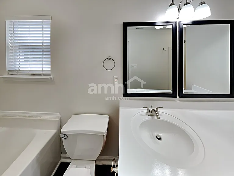 10220 Seedling Ln — Photo 11