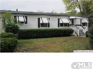 88 Village Rd, Morganville, NJ 07751