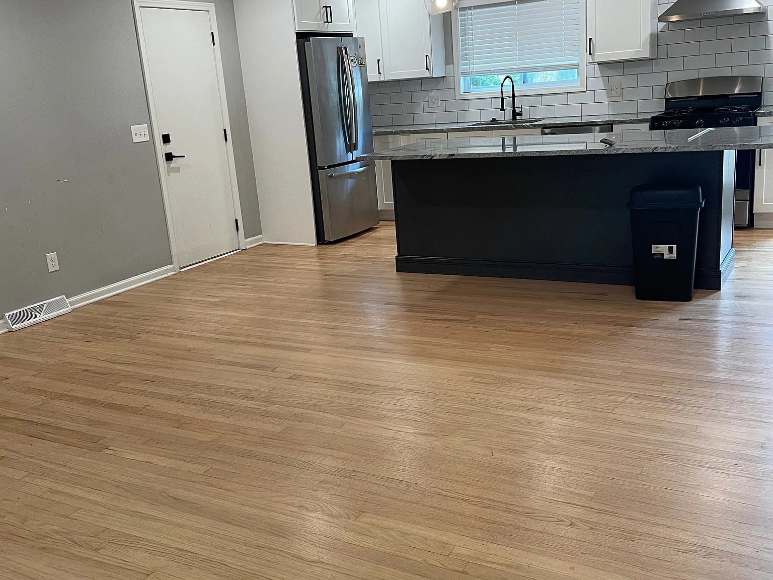 3 bed, 1092 sqft, $2,175 — Photo 2