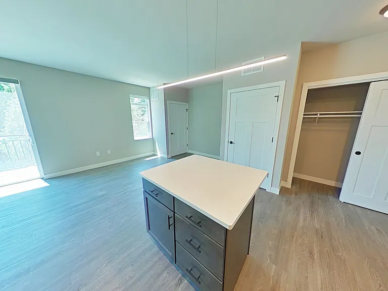 Beaverbrook Apartments — Photo 54