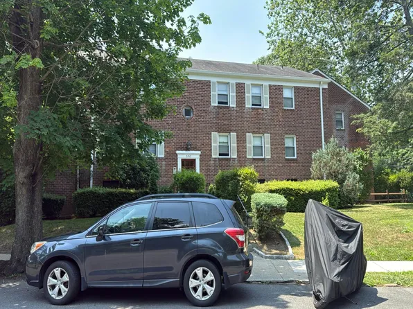 2262 Palmer Ave, New Rochelle, NY 10801