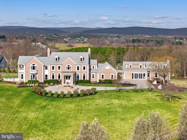 15929 Bridlepath Ln, Paeonian Springs, VA 20129