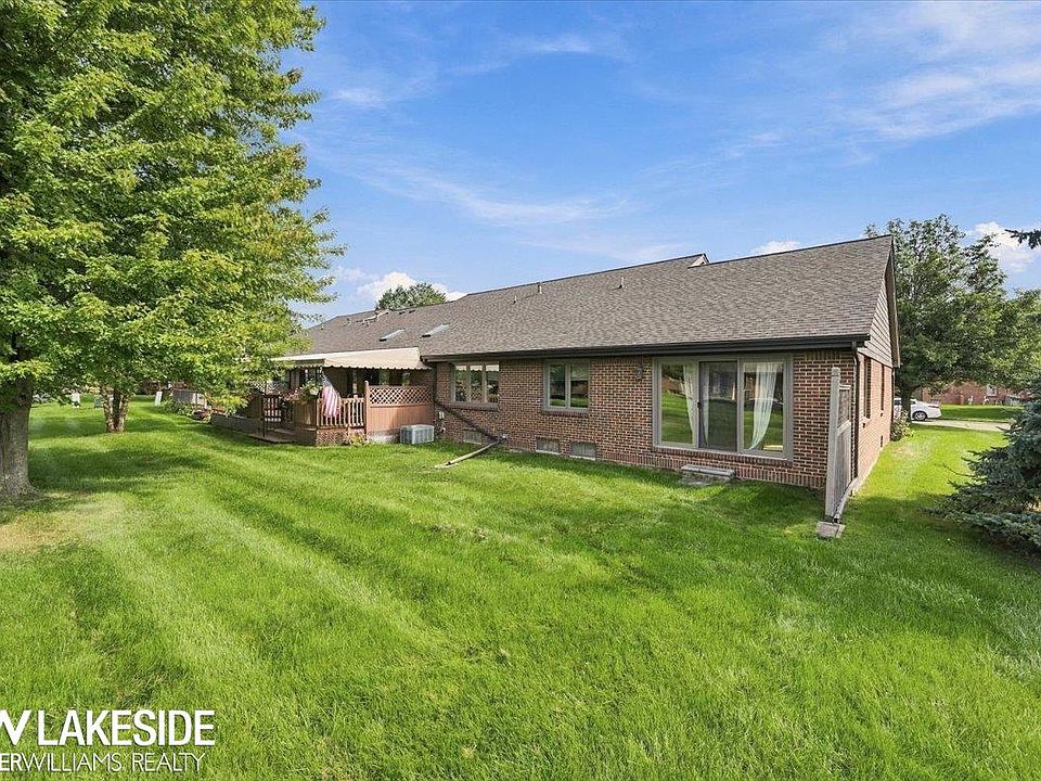 45491 Meadows Sq, photo 20