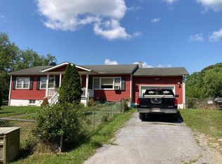 188 Grayrock Rd, Charles Town, WV 25414