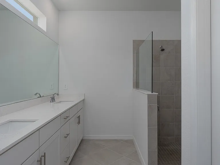 11470 Burgundy Dr — Photo 41
