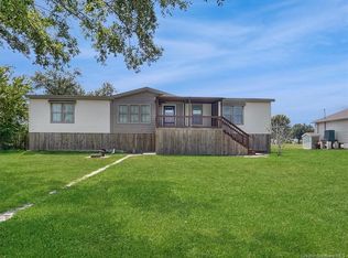 8790 Roy Rd, Lake Charles, LA 70607