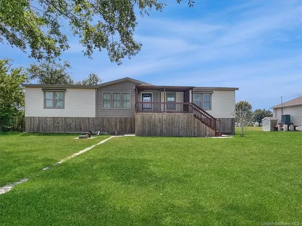 8790 Roy Rd, Lake Charles, LA 70607