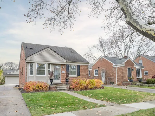 1750 E Melton Rd, Birmingham, MI 48009