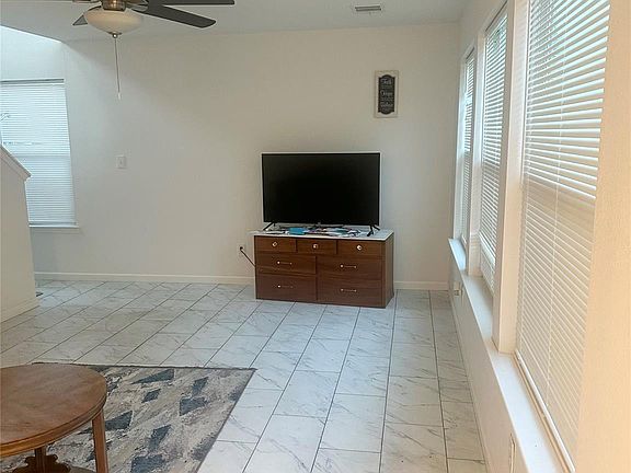 4th image of 13609 Letti Ln