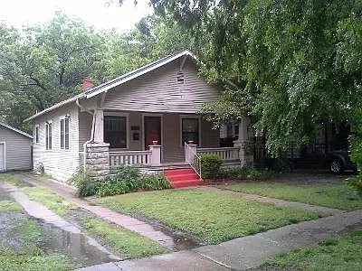 135 S Athenian St — Photo 1