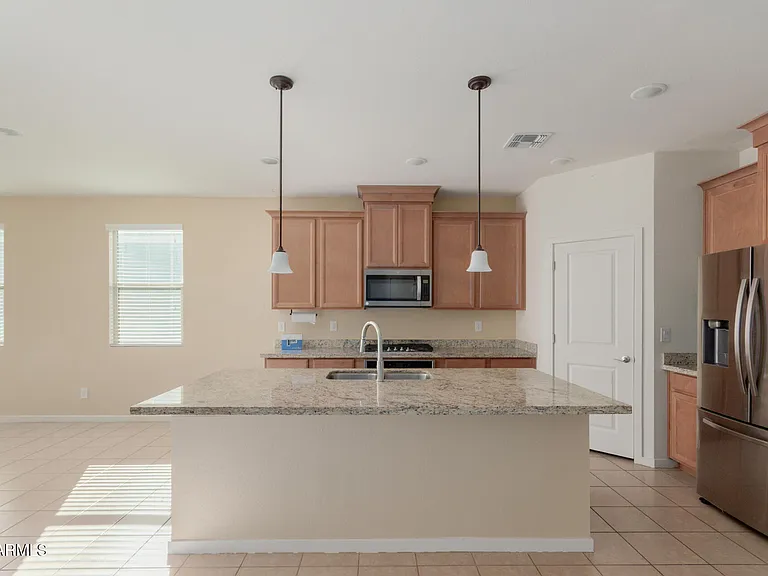 12329 W State Ave — Photo 8