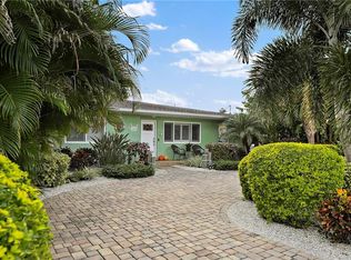 830 40th Ave NE, Saint Petersburg, FL 33703