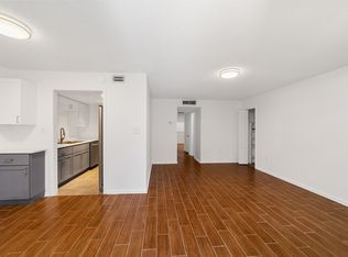 1112 W Main St APT E4, Leesburg, FL 34748