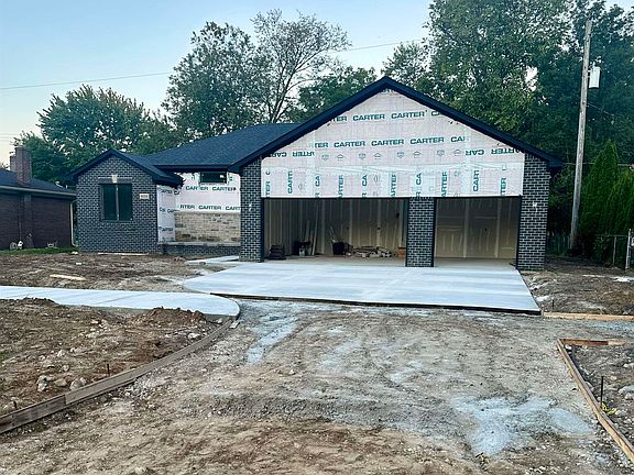 2nd image of 45215 Fairchild Rd
