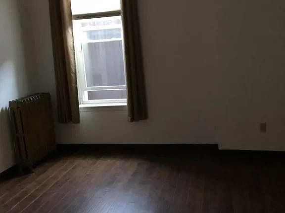 5th image of 123 S Pennsylvania Ave APT 1