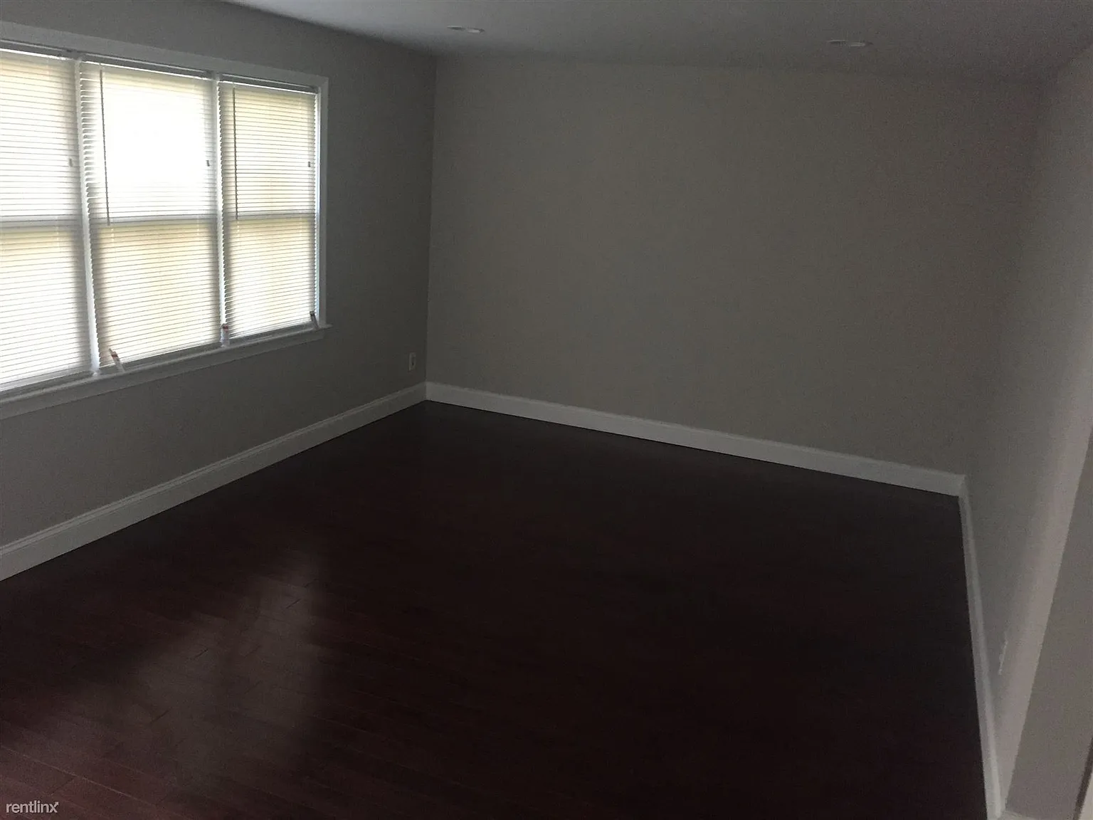 4974 Just St NE photo 1