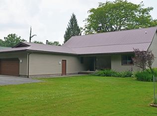 5585 Gibbs Rd, Andover, OH 44003