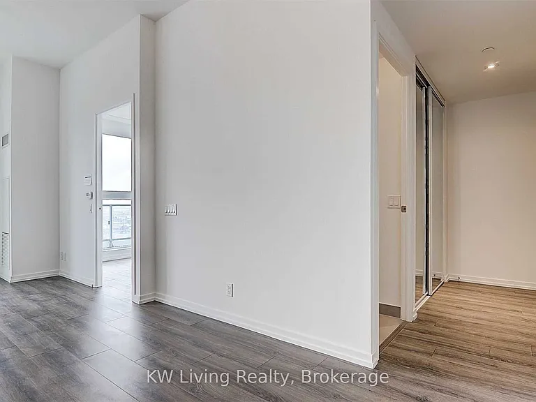 1000 Portage Pkwy #1801 — Photo 4