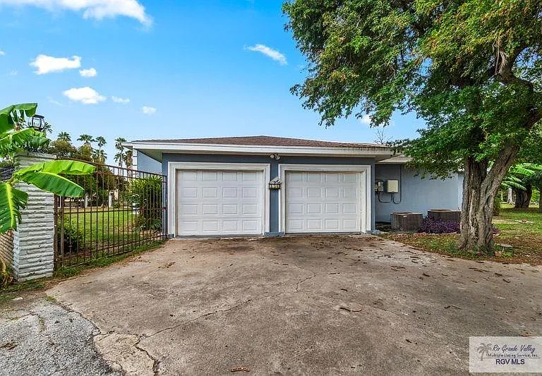 136 W Ruben M Torres Blvd — Photo 7
