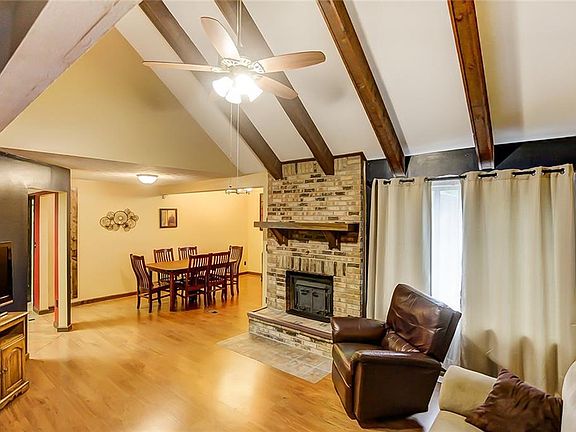 4th image of 598 Thoma Pl