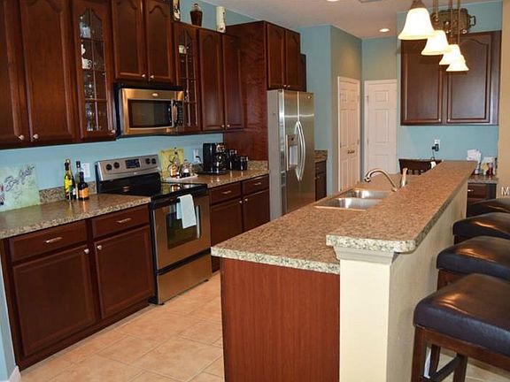 3rd image of 450 Michigan Estates Cir