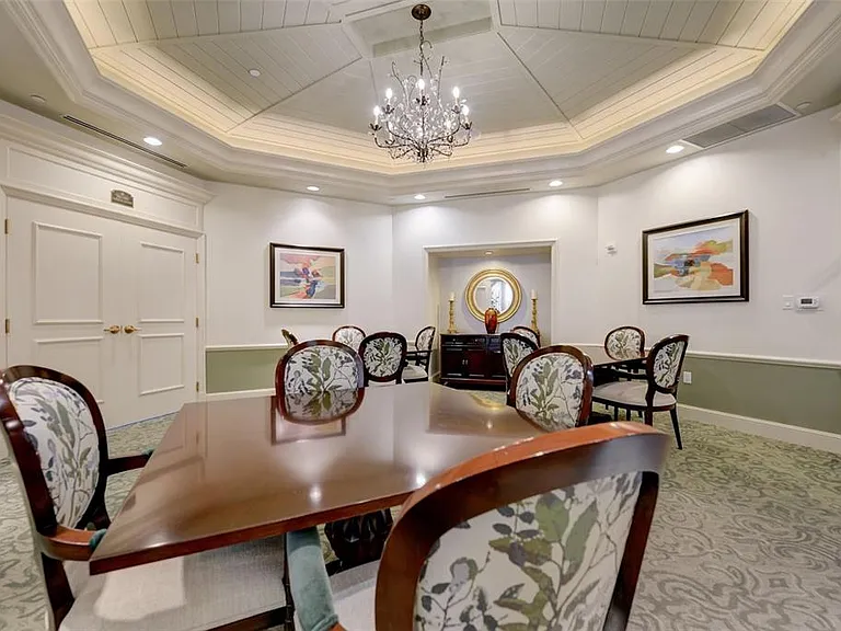 300 Beach Dr NE #305 — Photo 38