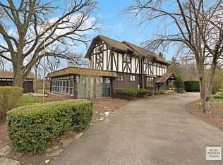 39W647 Deerpath Rd, Aurora, IL 60506